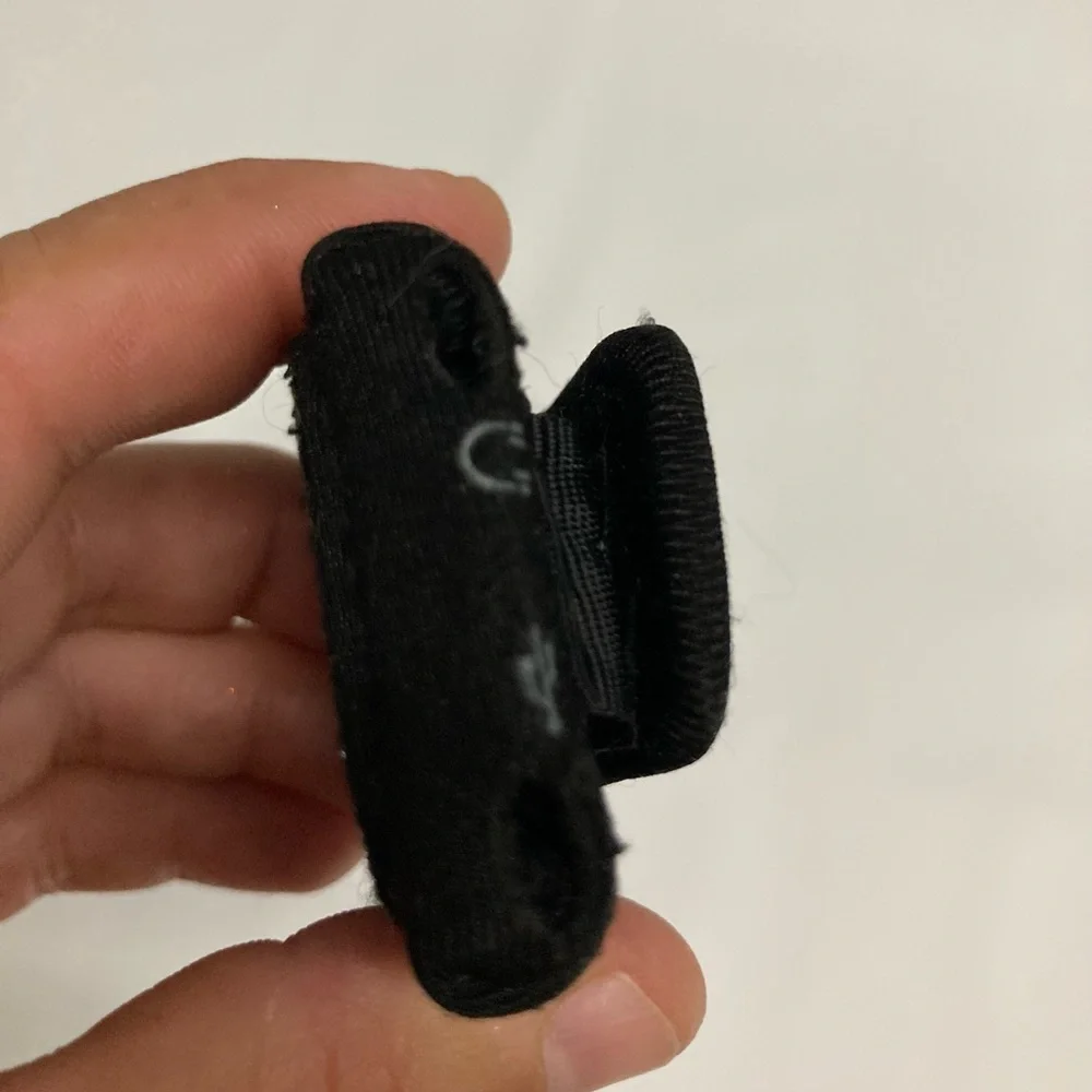Black Universal Silicone Protective Case Sleeve for Small Wearable Device